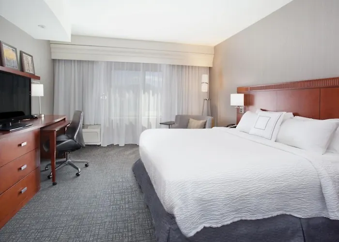 Courtyard 3* Casper