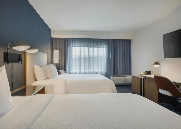 Courtyard 3* Casper